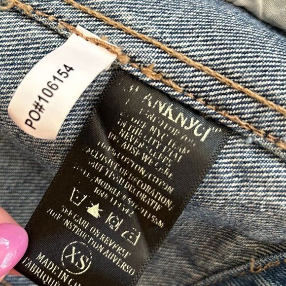 Blank NYC Fitted Raw Hem Denim Jacket In Traffic Jam Size XS - Picture 5 of 9
